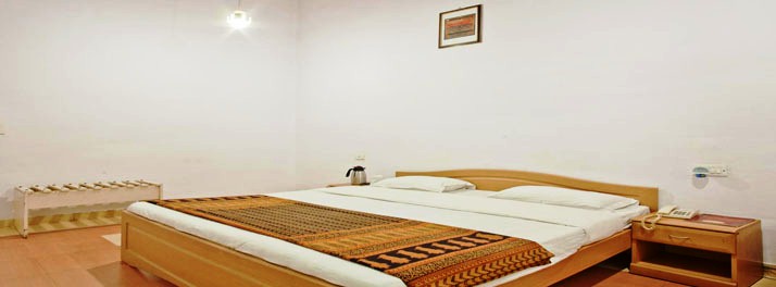 2498/Amaltas Hotel - Pachmarhi 06.jpg